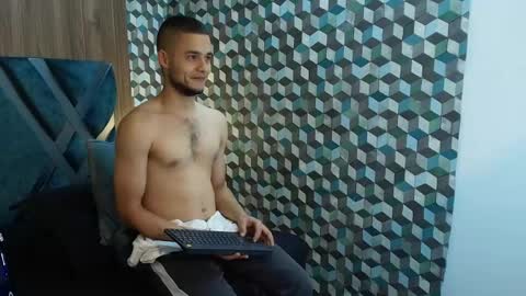 Snapshot of joaho_fernandez chatting on 05.20.26 Joao online show from 05.20.26