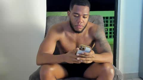 JOAN SAENZ online show from 01.20.25