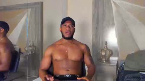 JOAN SAENZ online show from 01.29.25