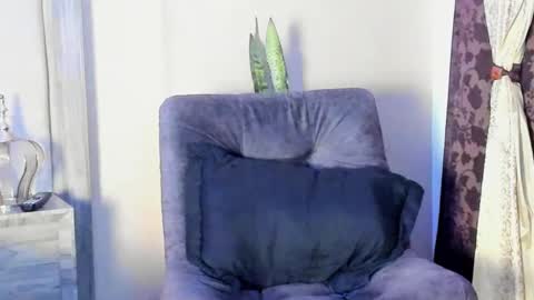 JOAN SAENZ online show from 02.06.25