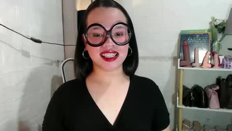 Joana online show from 02.24.25