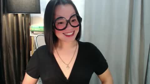 Joana online show from 09.15.25