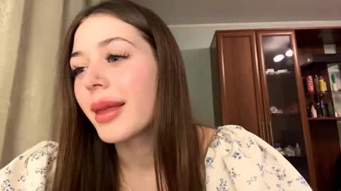 Adel online show from 04.21.26