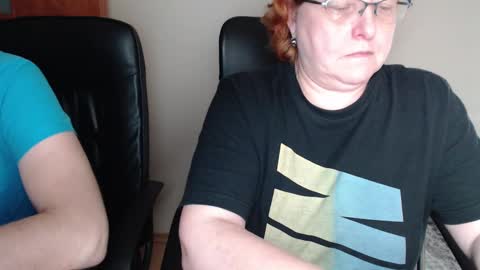 Snapshot of joannaandneighbour chatting on 02.17.25 Joanna and Greg online show from 02.17.25