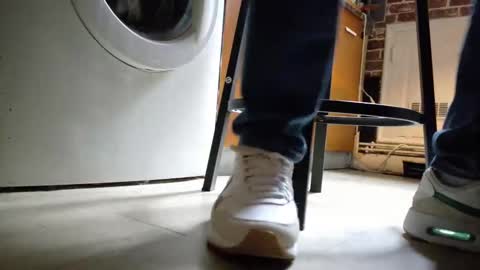 Snapshot of jobbeduval chatting on 02.22.25 GUILLAUME feet and socks online show from 02.22.25