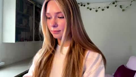 Snapshot of jodieswayze chatting on 05.28.26 Emma online show from 05.28.26