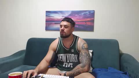 Snapshot of jodogs chatting on 12.03.25 Tiberius online show from 12.03.25