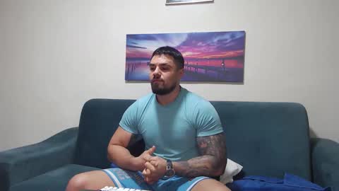 Snapshot of jodogs chatting on 12.05.25 Tiberius online show from 12.05.25