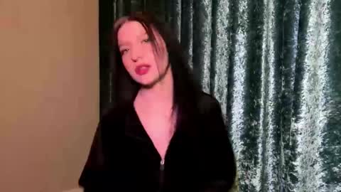 Sarah online show from 03.12.26