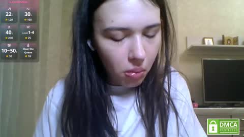 Jennifer online show from 06.04.26