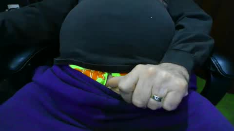 Snapshot of joeyballs123 chatting on 02.04.26 joeyballs123 online show from 02.04.26