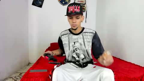 johan_and_antonella online show from 02.05.25