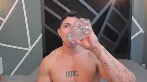 Johan Williams online show from 01.12.25