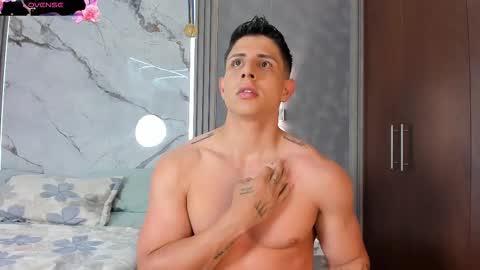 Johan Williams online show from 10.28.25