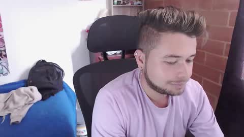 JOHAN independient model online show from 01.15.26