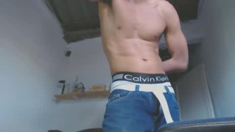 johantorres19 online show from 01.10.25