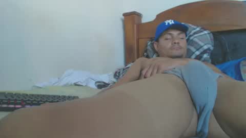 johantorres19 online show from 01.19.25