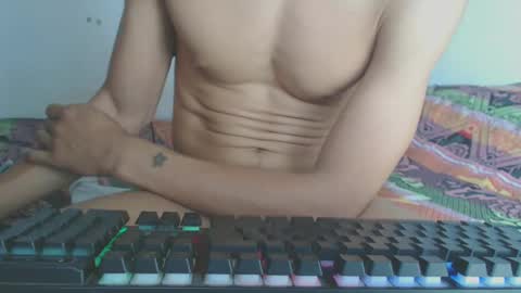 johantorres19 online show from 09.11.25