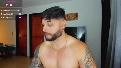 Snapshot of johatsu chatting on 12.06.24 King - online show from 12.06.24