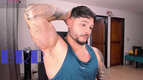 Snapshot of johatsu chatting on 01.24.25 King - online show from 01.24.25