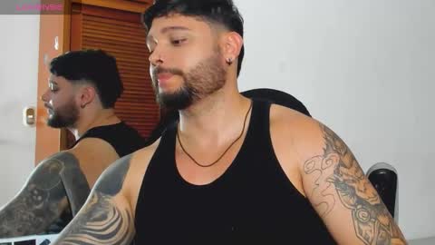 Snapshot of johatsu chatting on 11.13.25 King - online show from 11.13.25