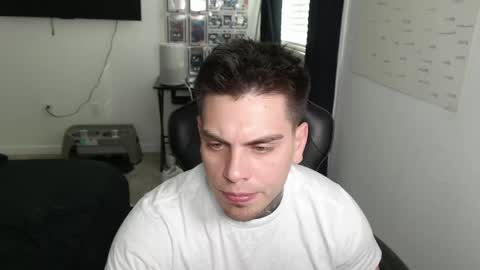 Snapshot of johnafterdark chatting on 04.28.26 JAXX online show from 04.28.26