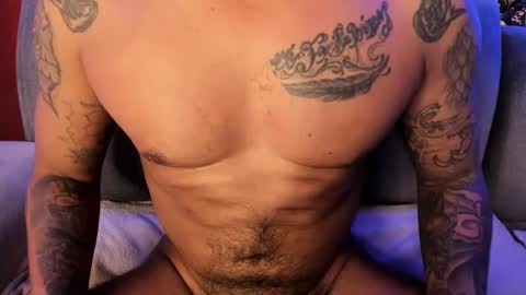 John carrie    Independent  Help me reach my goal 100 likes and 10000 followers  online show from 10.09.25