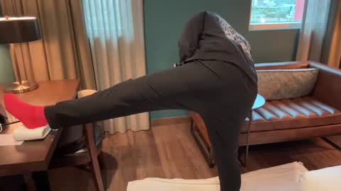 J online show from 12.06.24