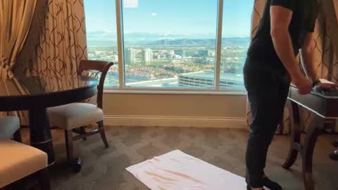 J online show from 02.15.25