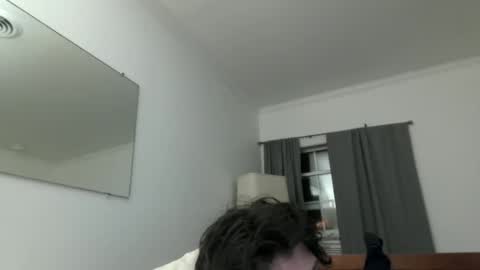 Snapshot of johnjohn90909 chatting on 09.10.25 johnjohn online show from 09.10.25