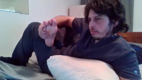 Snapshot of johnjohn90909 chatting on 11.15.25 johnjohn online show from 11.15.25