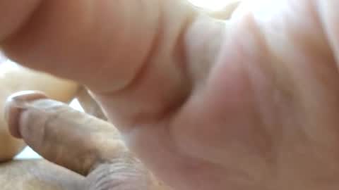 Snapshot of johnnnn2331 chatting on 11.18.25 johnnnn2331 online show from 11.18.25