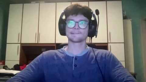 Snapshot of johnny__wood chatting on 01.01.25 Johnny online show from 01.01.25