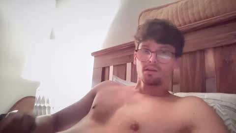 Snapshot of johnny__wood chatting on 09.12.25 Johnny online show from 09.12.25