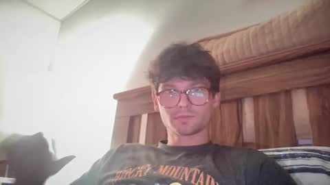 Snapshot of johnny__wood chatting on 10.02.25 Johnny online show from 10.02.25