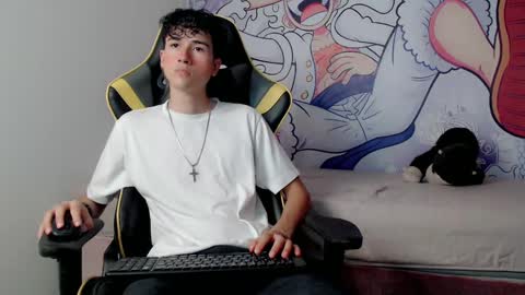 johnny_cagee online show from 12.21.24