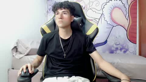 johnny_cagee online show from 12.22.24