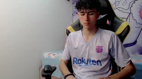 johnny_cagee online show from 12.23.24