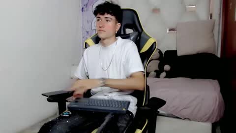 johnny_cagee online show from 01.08.26