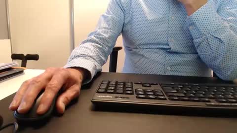 johnny_walker14 online show from 10.29.25