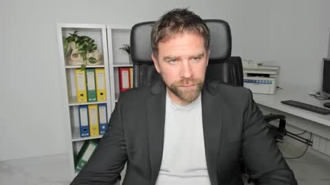 johnnydough82 online show from 12.19.24