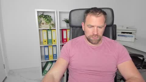 johnnydough82 online show from 01.09.25