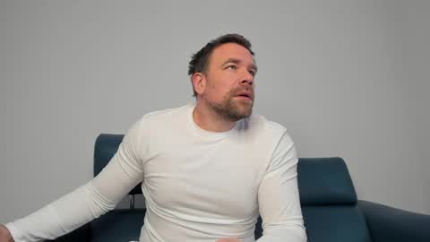 johnnydough82 online show from 02.22.25