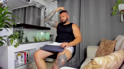 JOHNNY online show from 01.16.25