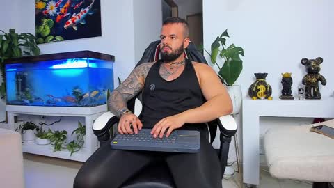 JOHNNY online show from 09.13.25