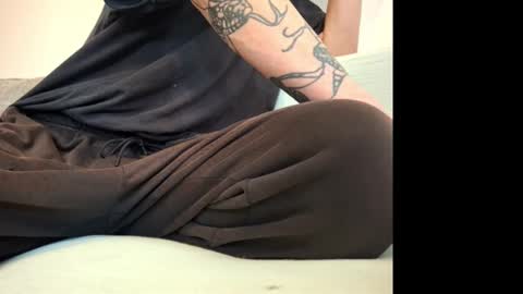 johnny online show from 10.15.25