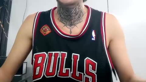 johnsonisaac94  online show from 02.08.25