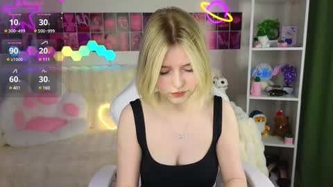 Paula online show from 02.23.25