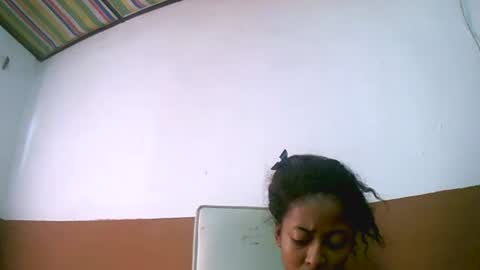 joliekah27 online show from 02.05.25