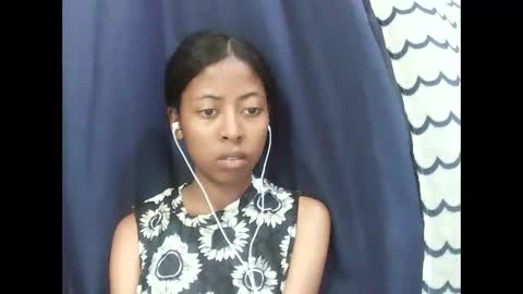 joliekah27 online show from 03.04.26